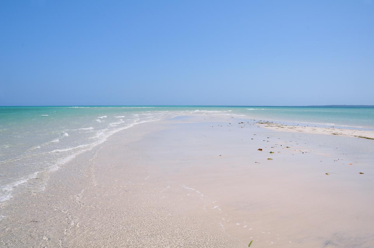 Msambweni Beach House Villa Bagian luar foto