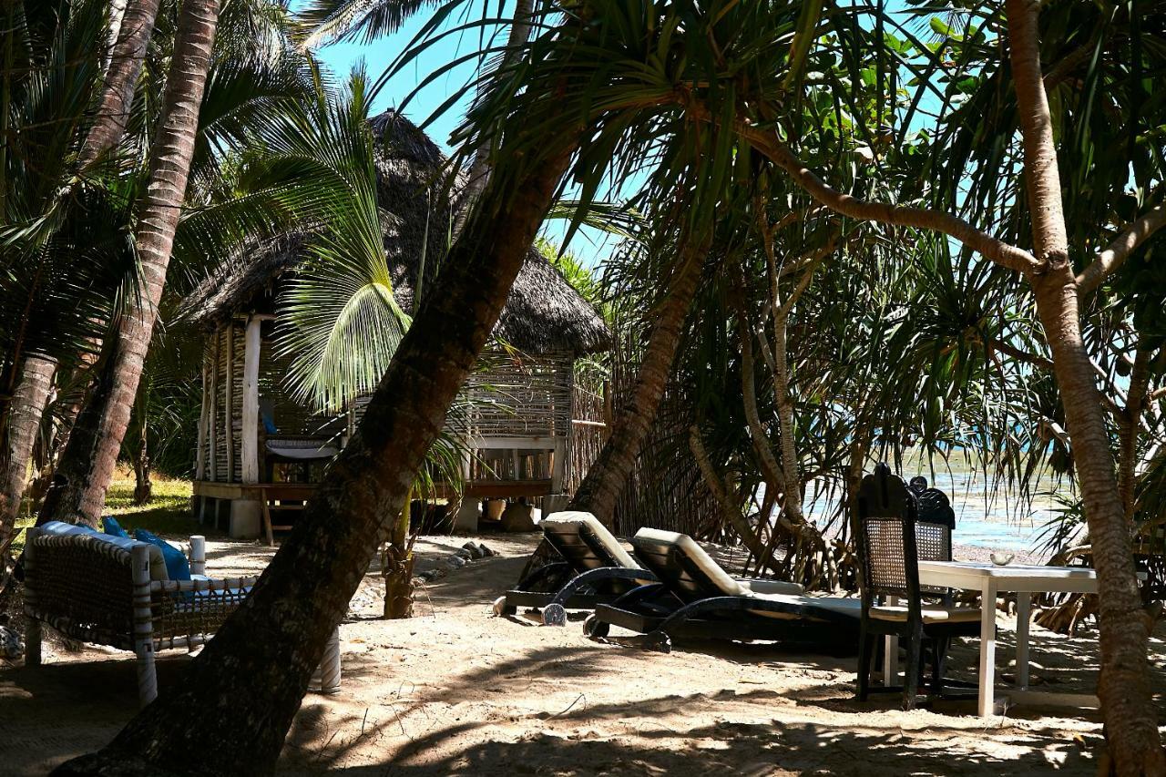Msambweni Beach House Villa Bagian luar foto