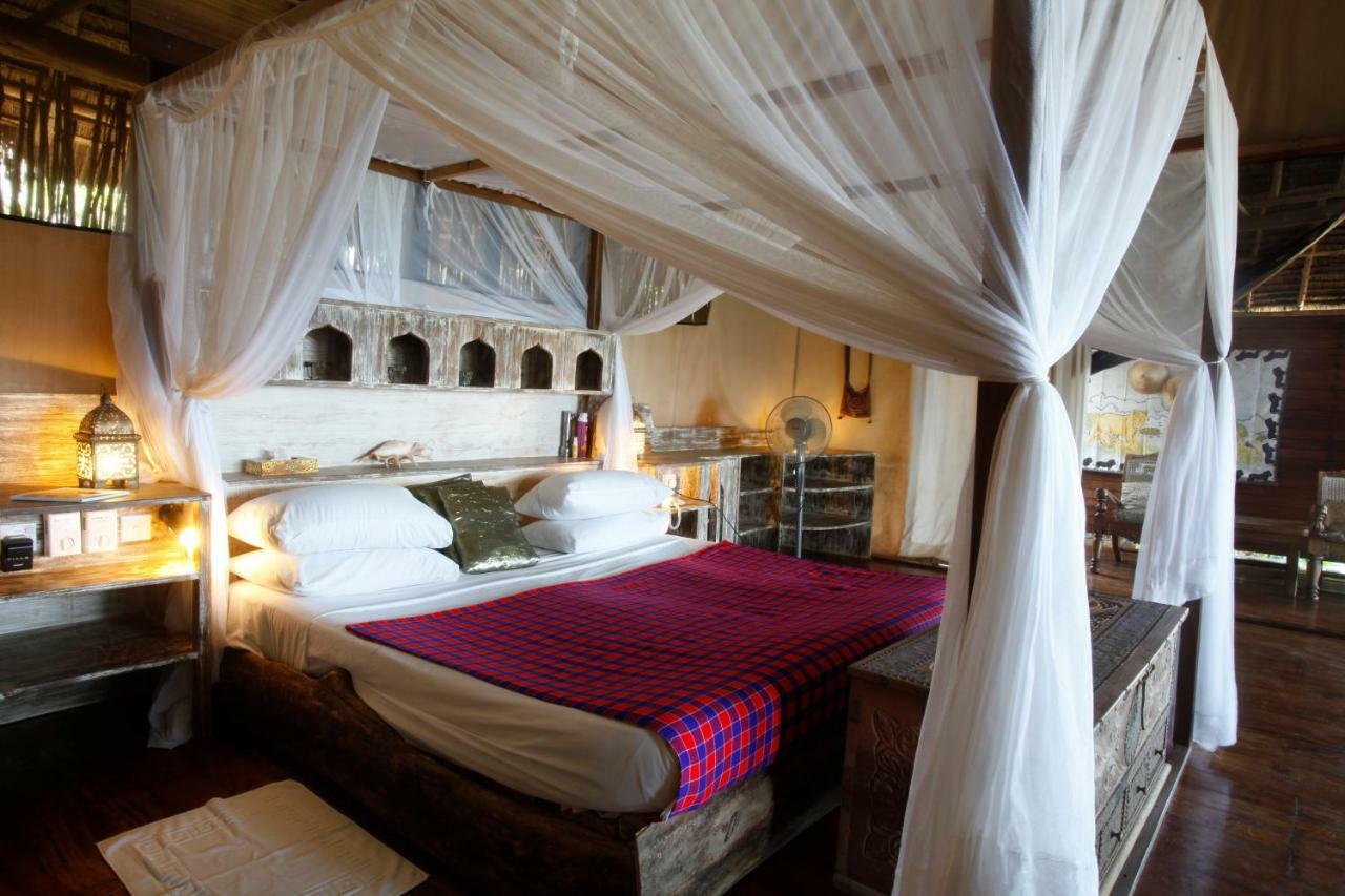 Msambweni Beach House Villa Bagian luar foto